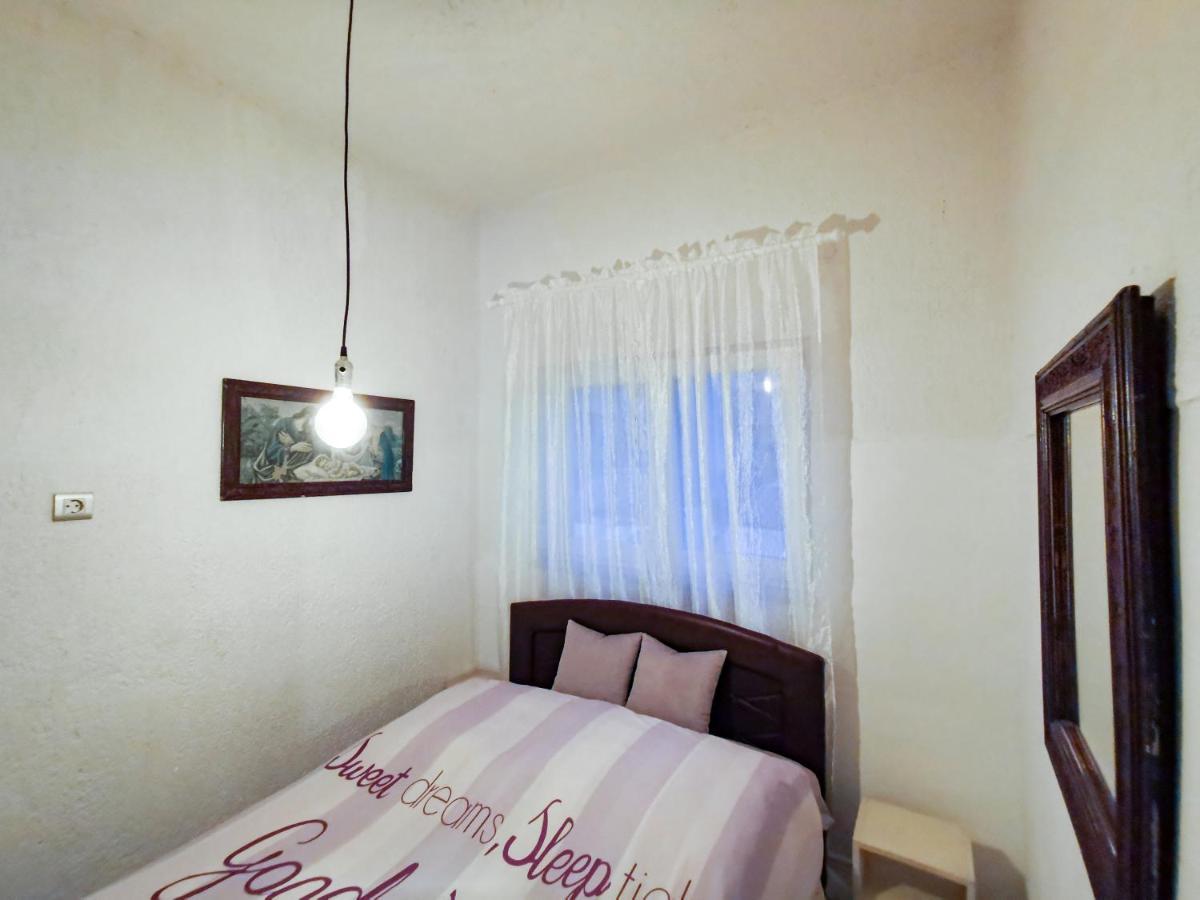 & Studio Pekica Rovigno