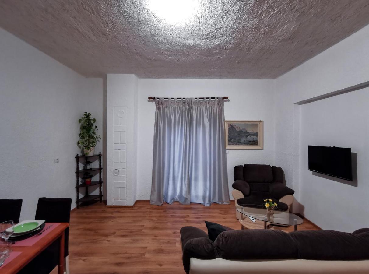 Appartamento & Studio Pekica *